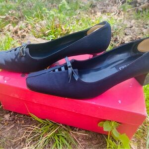 Vintage VANELI Rhythm - Navy - Mid-Heel Pumps with Patent Lace-Up